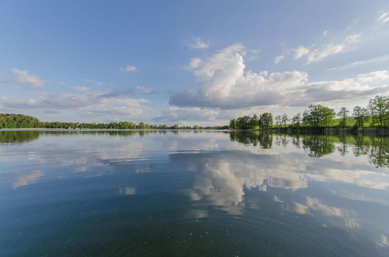 Karczma U Wallenroda รึน ภายนอก รูปภาพ
